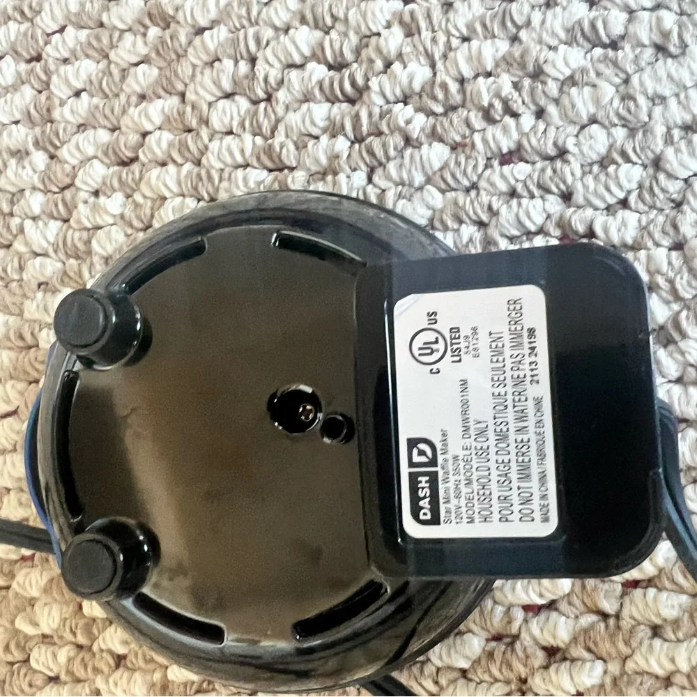 Blue Star-Shaped Waffle Maker